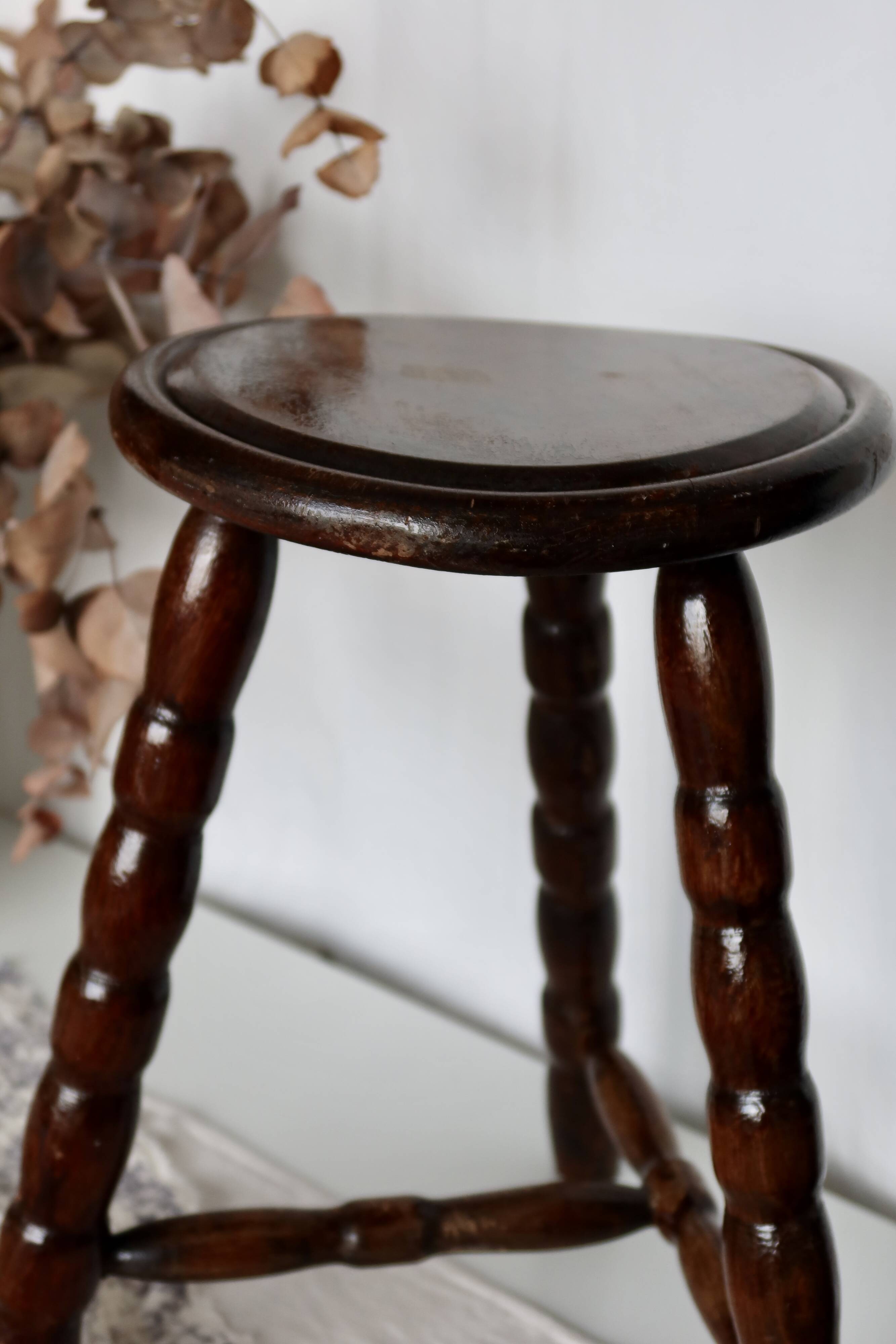 Tabouret de traite vintage en bois tripode