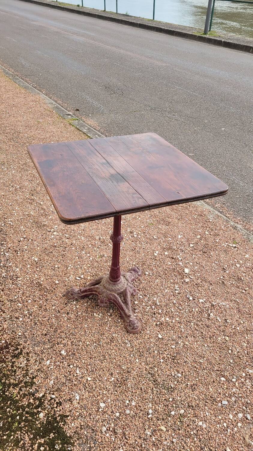 Antique cast iron bistro restaurant pedestal table - 1900s