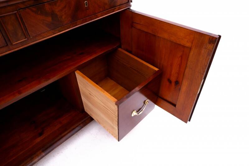 Chest of drawers, Northern Europe, late 19th century.