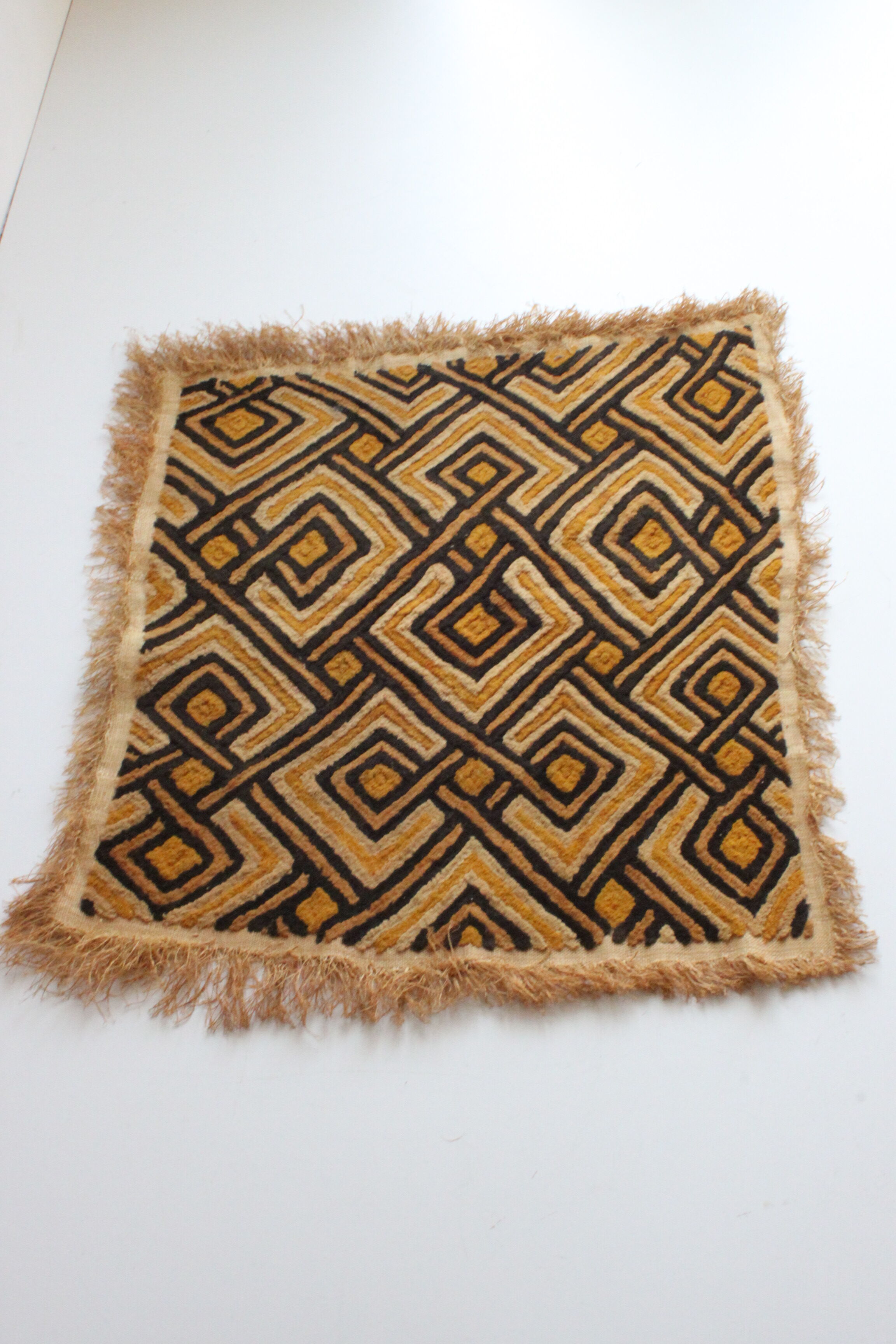 Shoowa rug, velours du Kasaï, Congo 1960s.