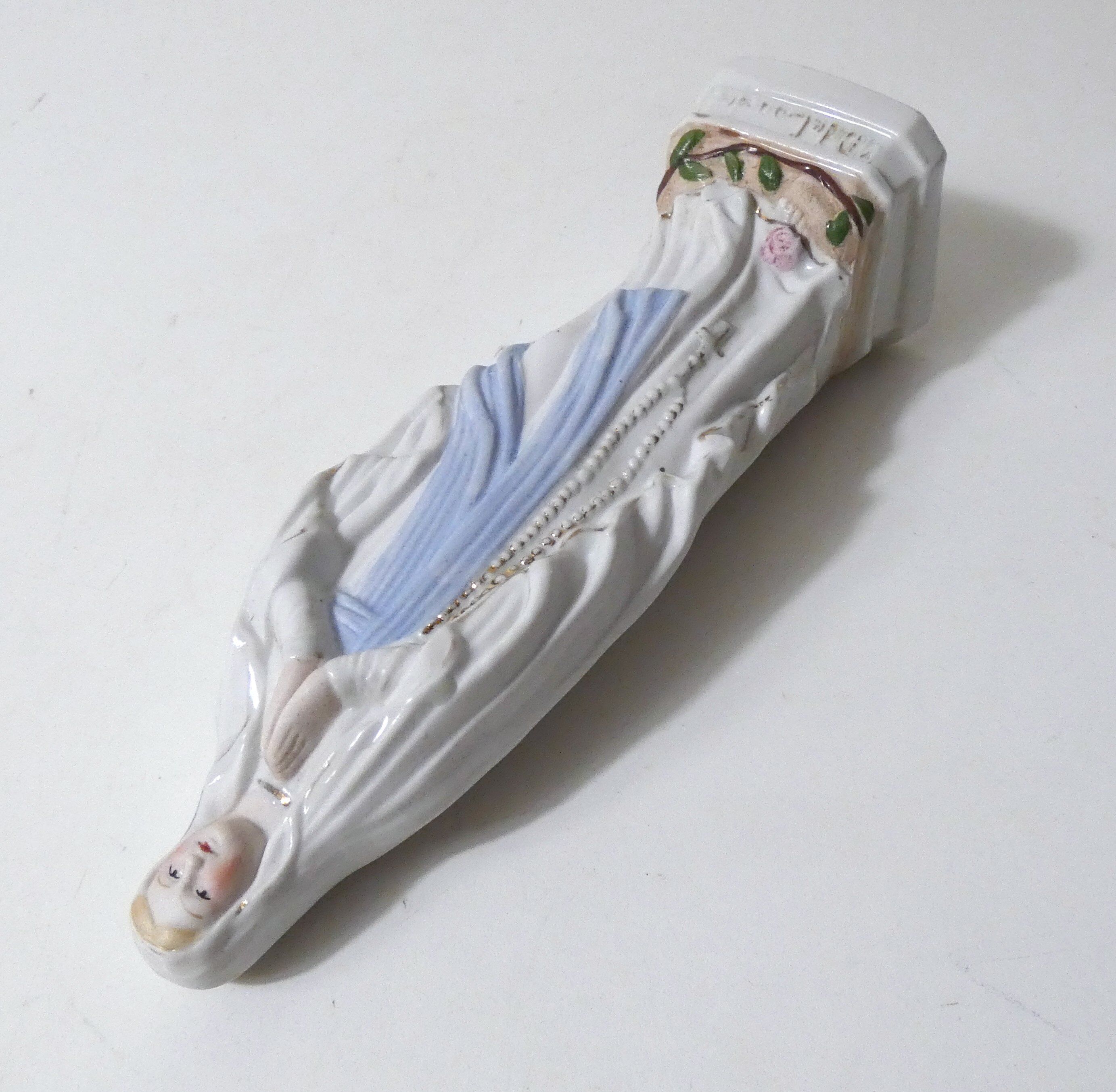 Old Virgin Mary statue in biscuit 25.5 cm