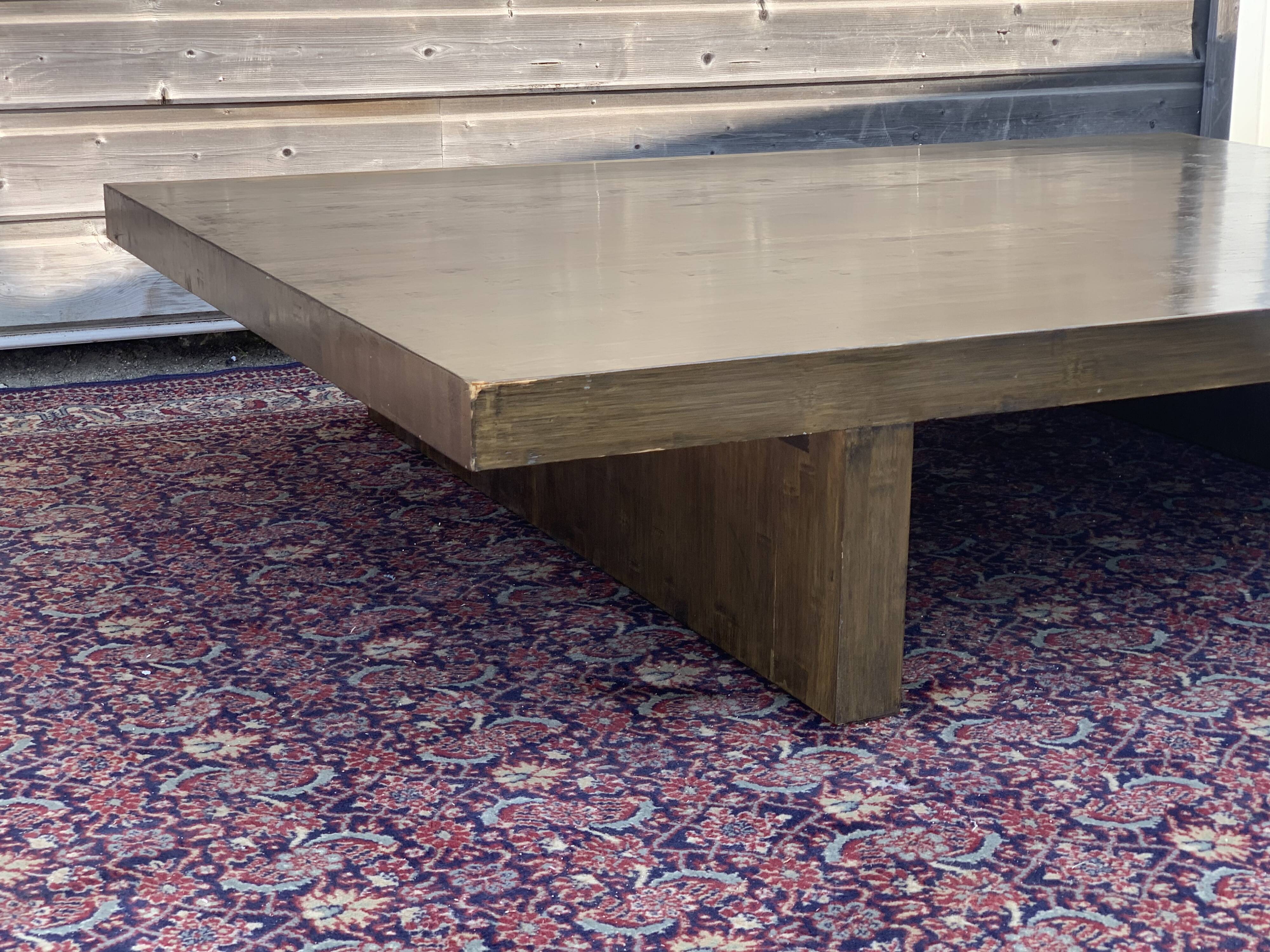 Green laqué coffee table