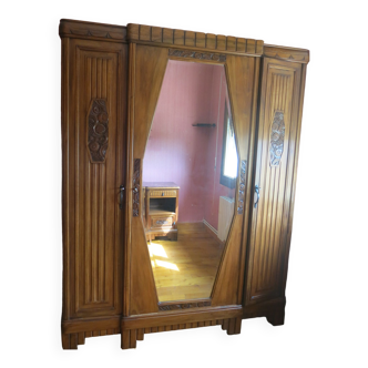 Armoire