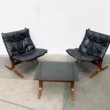 Set of 3 Norwegian Mi-Century Style Siesta Lounge Chairs and Glass Side Table by Ingmar Relling for Westnofa