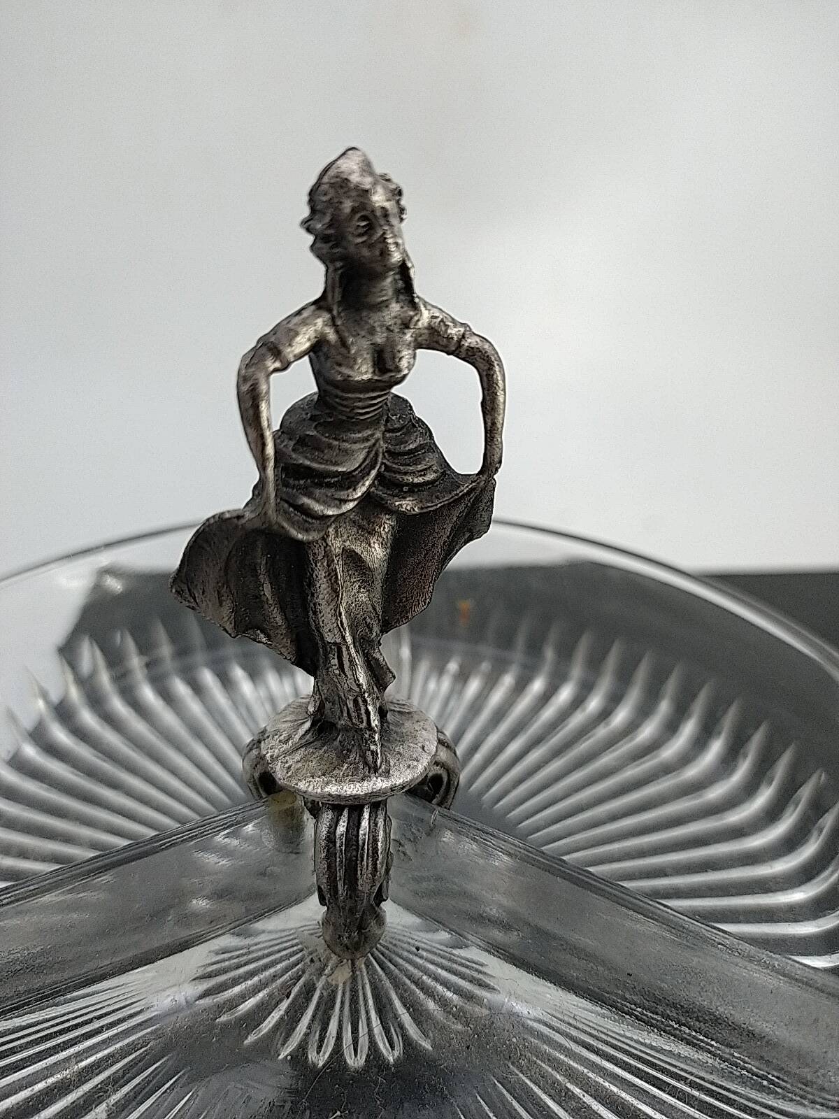 Old small glass and tin servants.