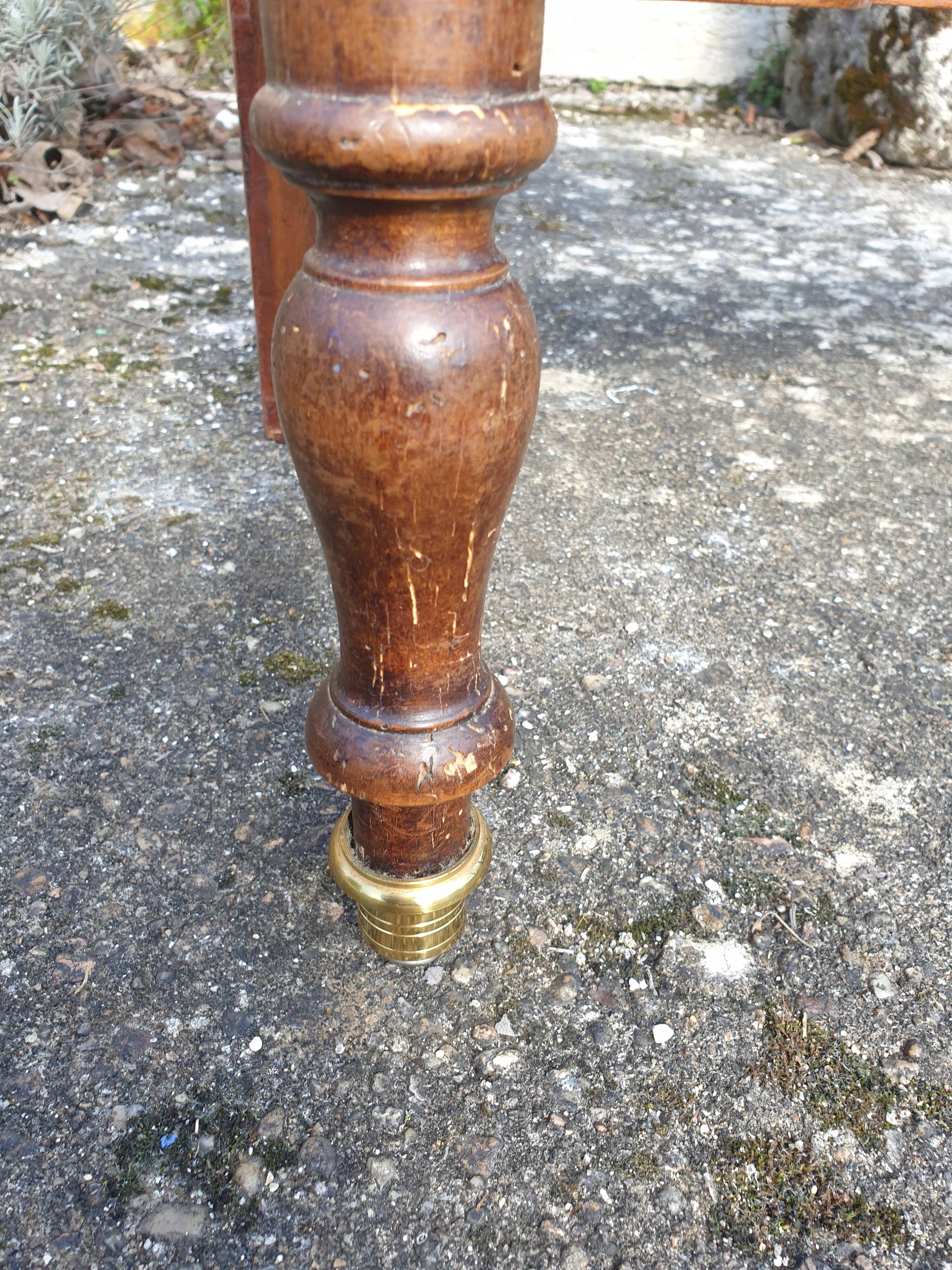 White marble dressing table