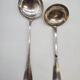 2 louches en métal argenté, modèle uniplat
