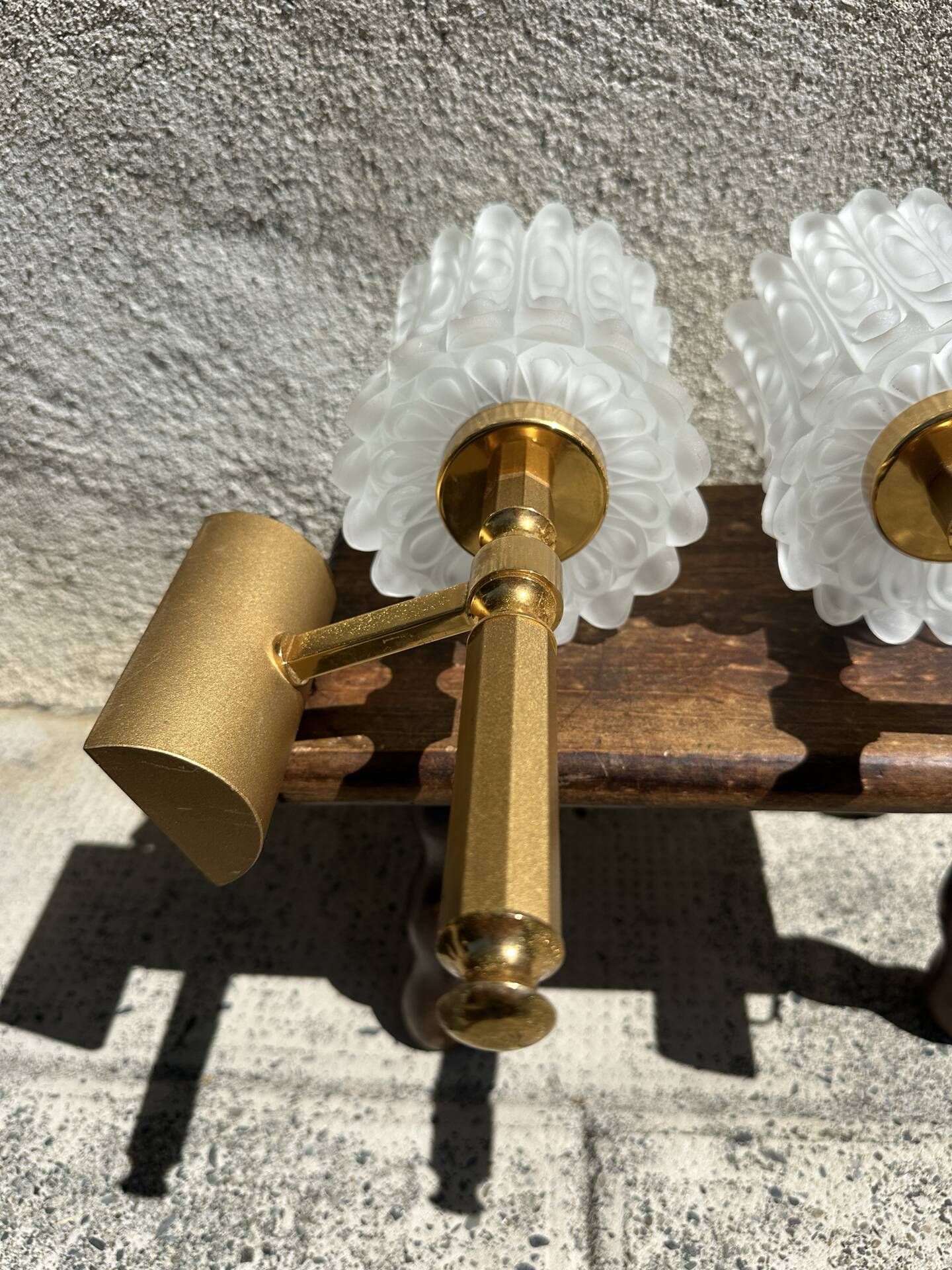 Old pair of wall sconces by Maison Lunel in brass and glass.