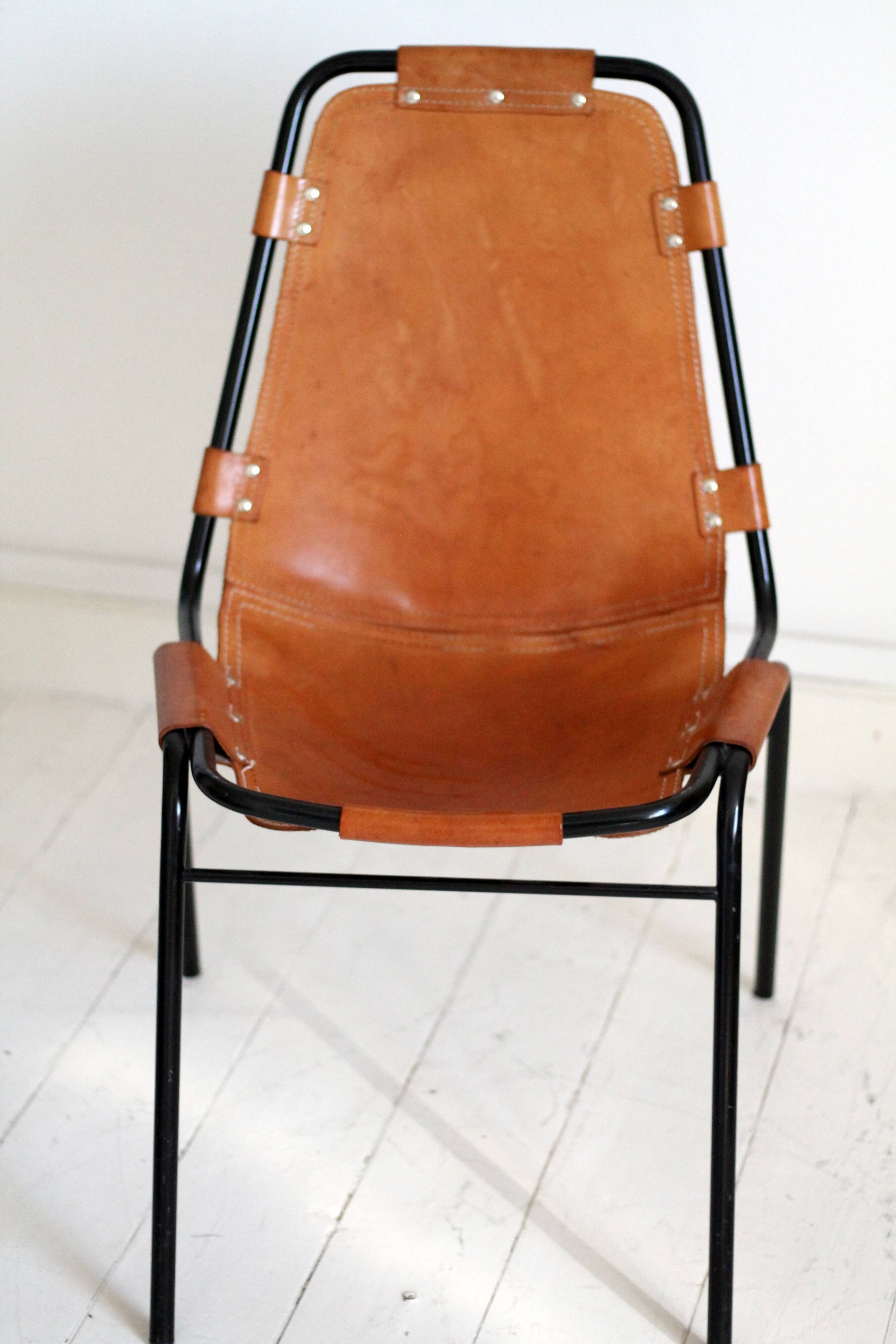 Lot 3 chaises Charlotte Perriand Les Arcs