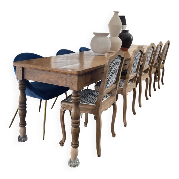 Table de monastère, XIXème siècle