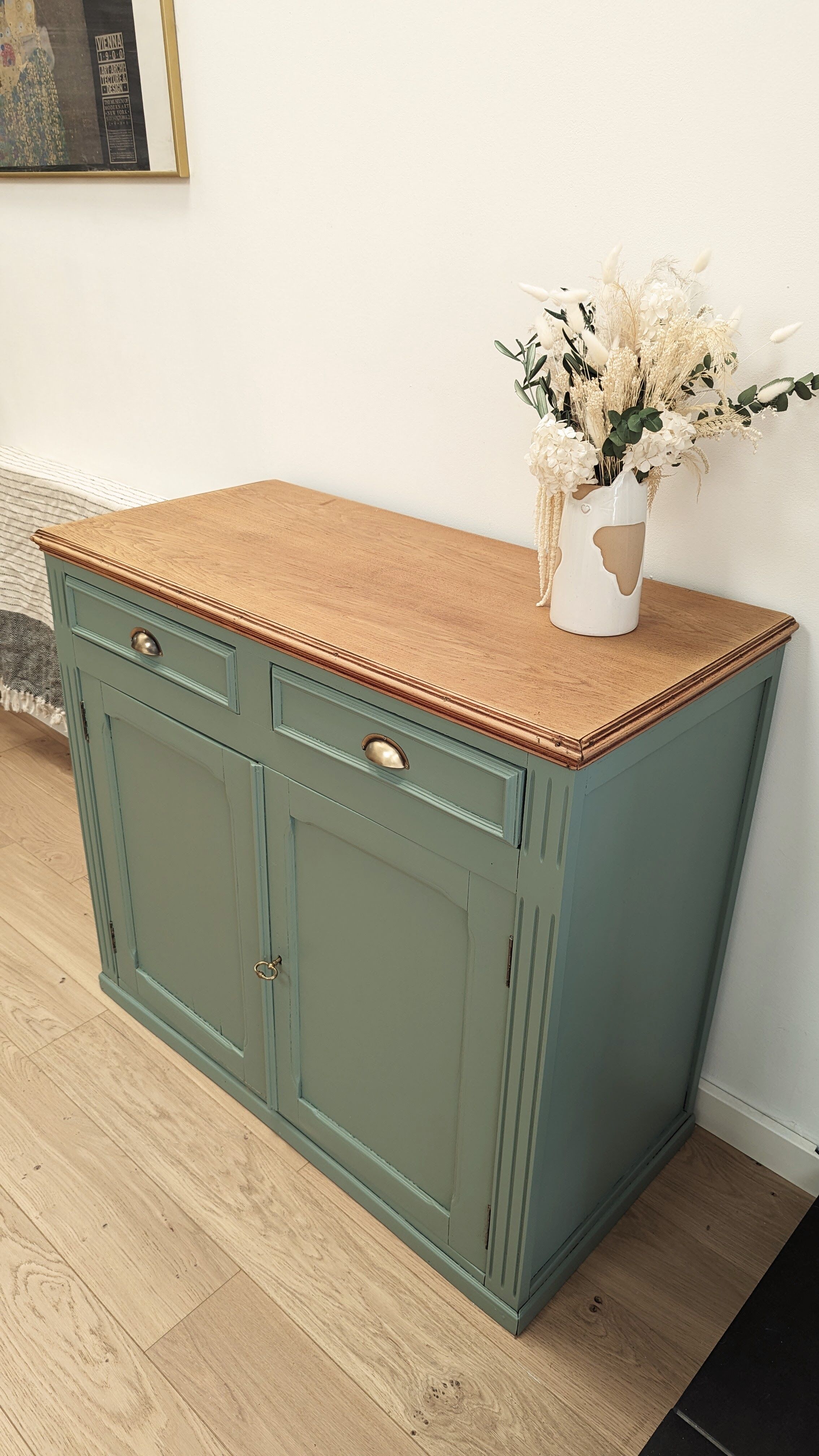 Parisian sideboard green of gray