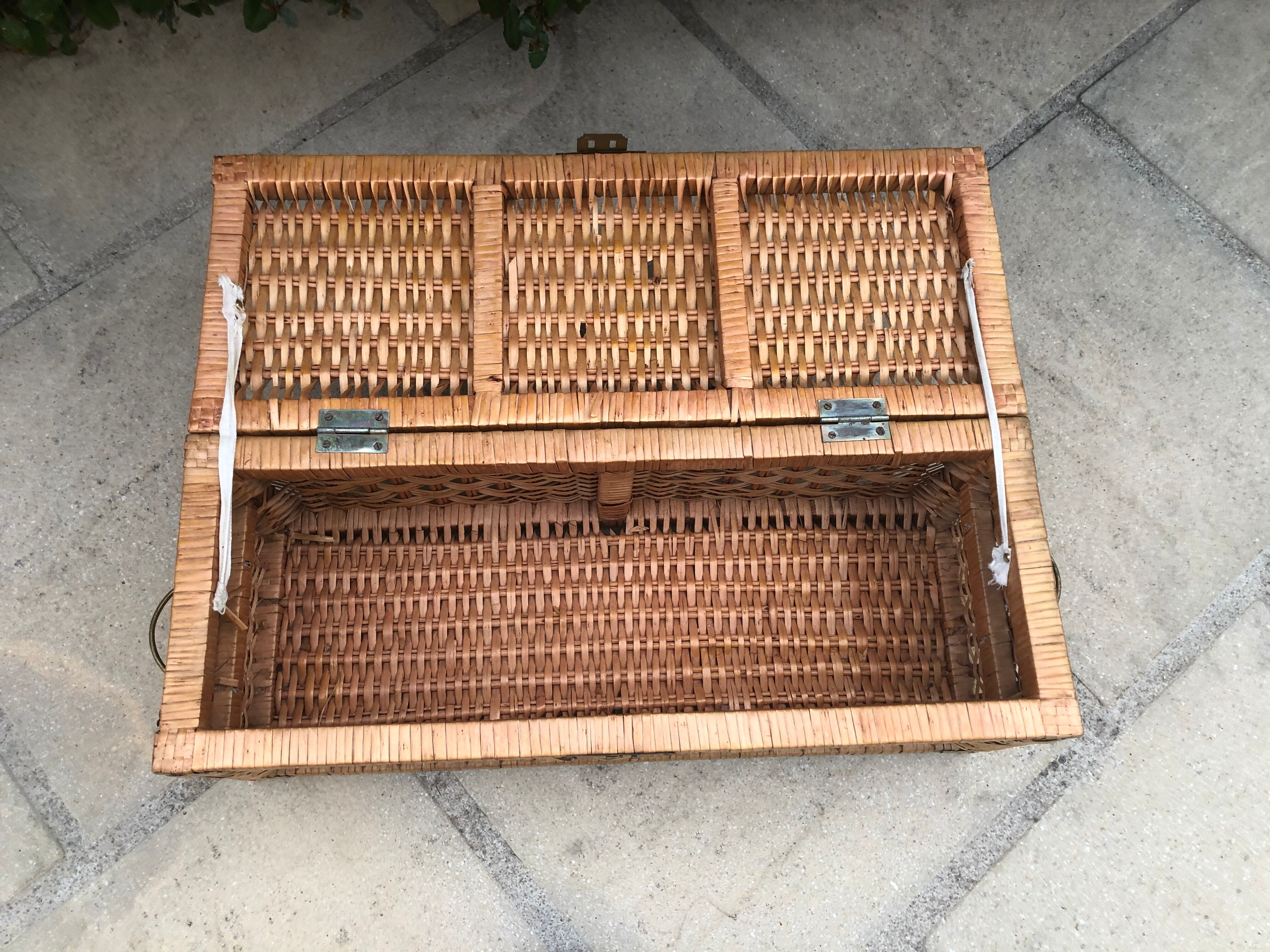 Rectangle wicker malle