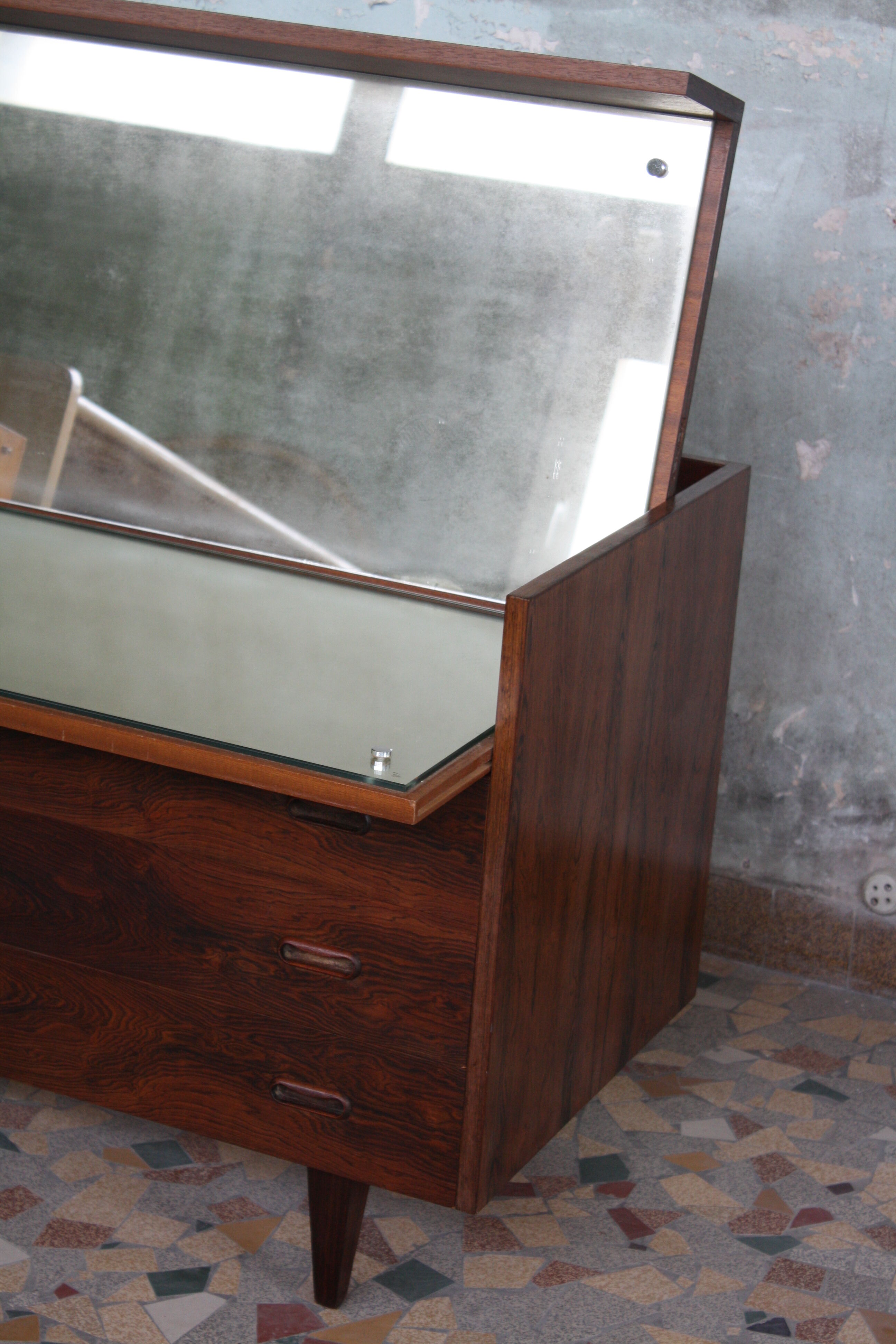 Dresser scandinavian