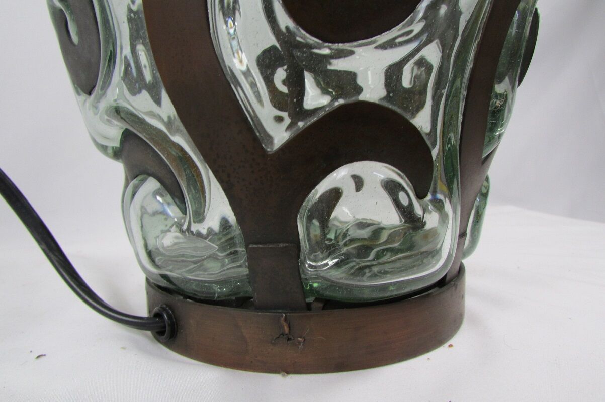 Lampe de salon, fer forgé et verre soufflé
