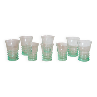 Set of 8 green glasses
