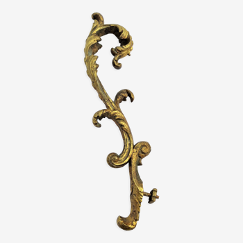 Bronze furnishing ornament with its nut