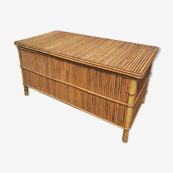 Vintage rattan box