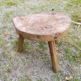 Tripod stool in raw wood