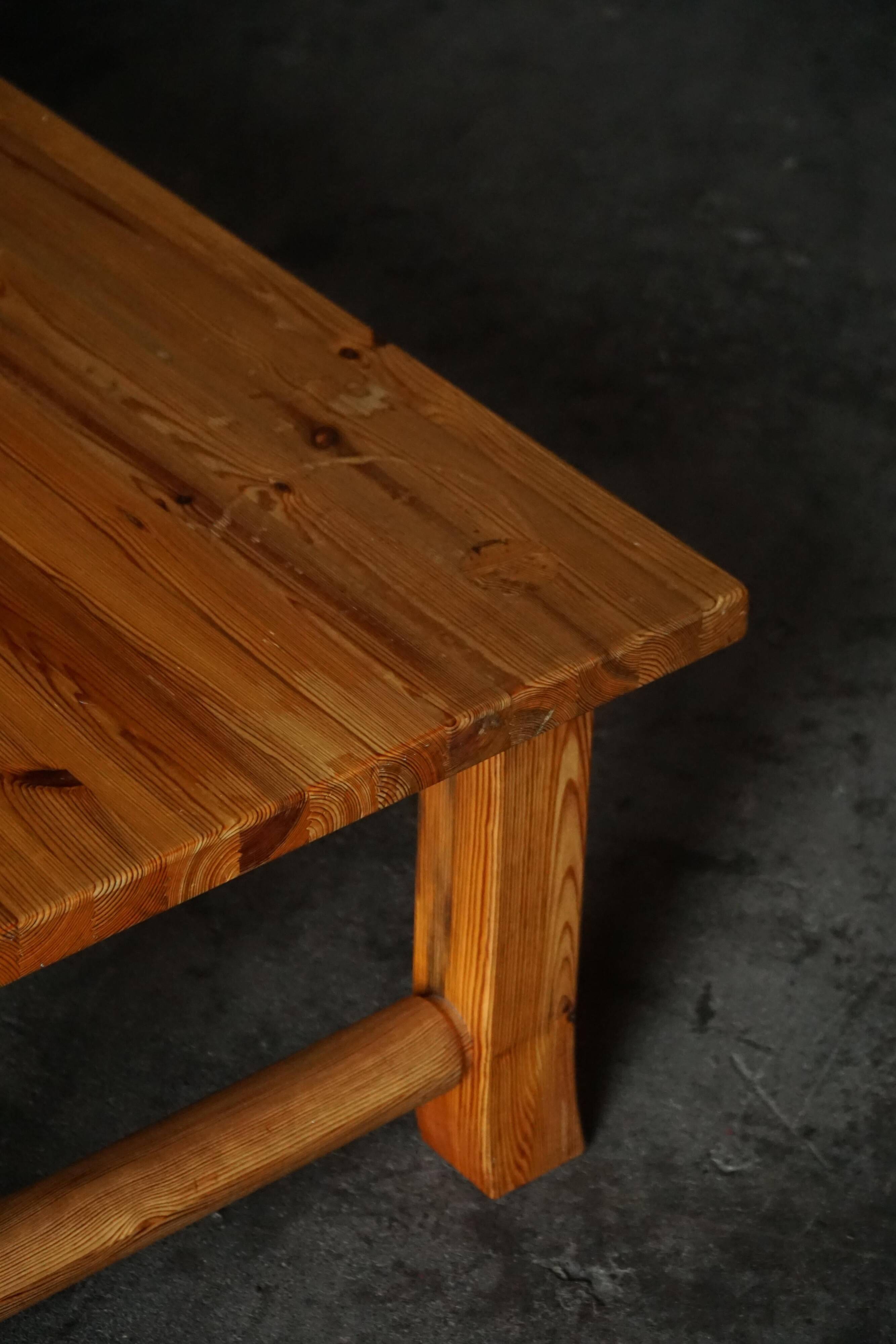 Uno & Östen Kristiansson, table basse rectangulaire en pin, milieu du XXe siècle, années 1970