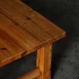 Uno & Östen Kristiansson, table basse rectangulaire en pin, milieu du XXe siècle, années 1970