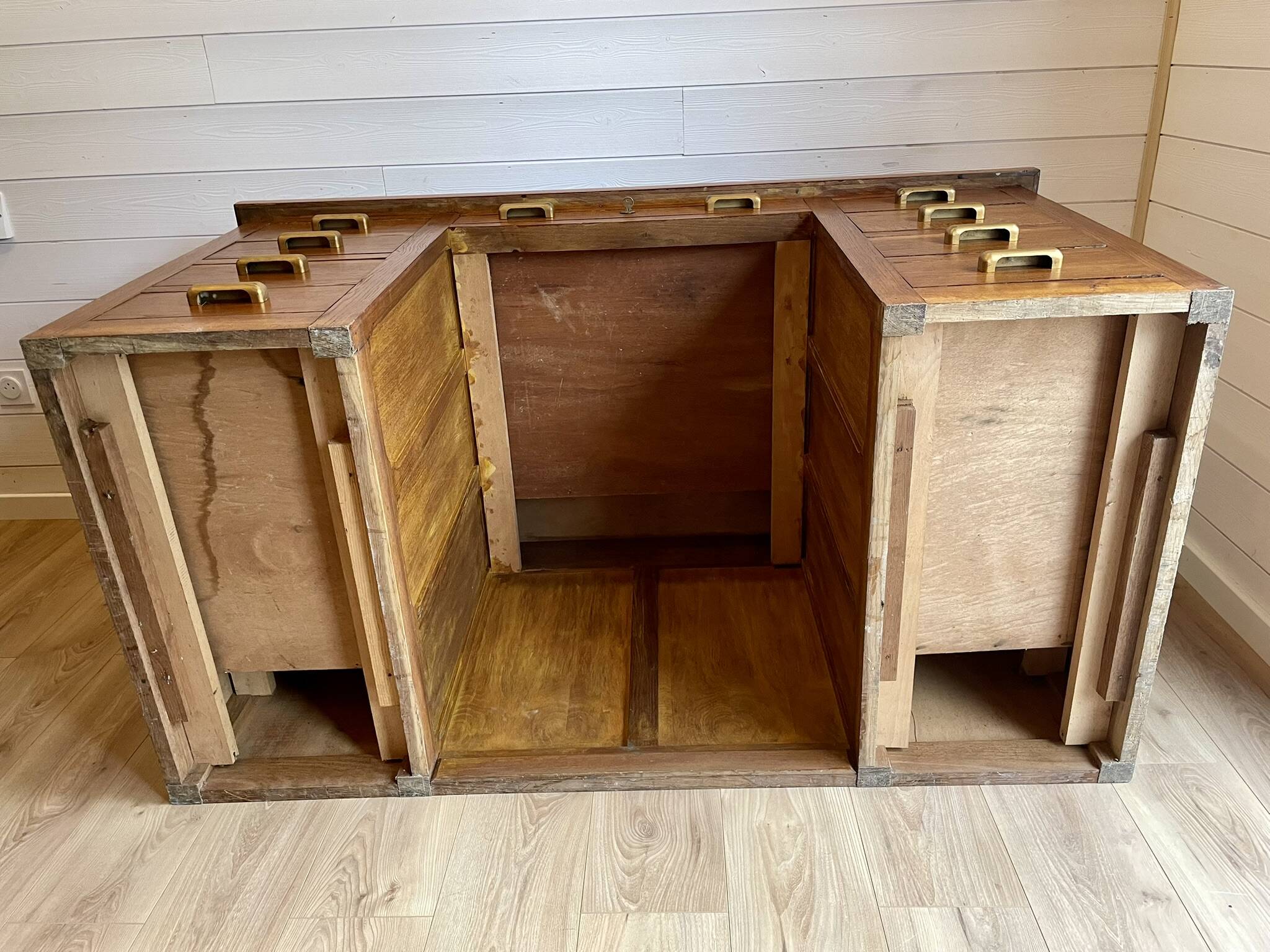 Bureau de ministre vintage double caisson en chêne – Milieu de pièce