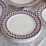Part of a vintage Bandonviller faience table service, Joubert model, 14 pieces, early 20th century