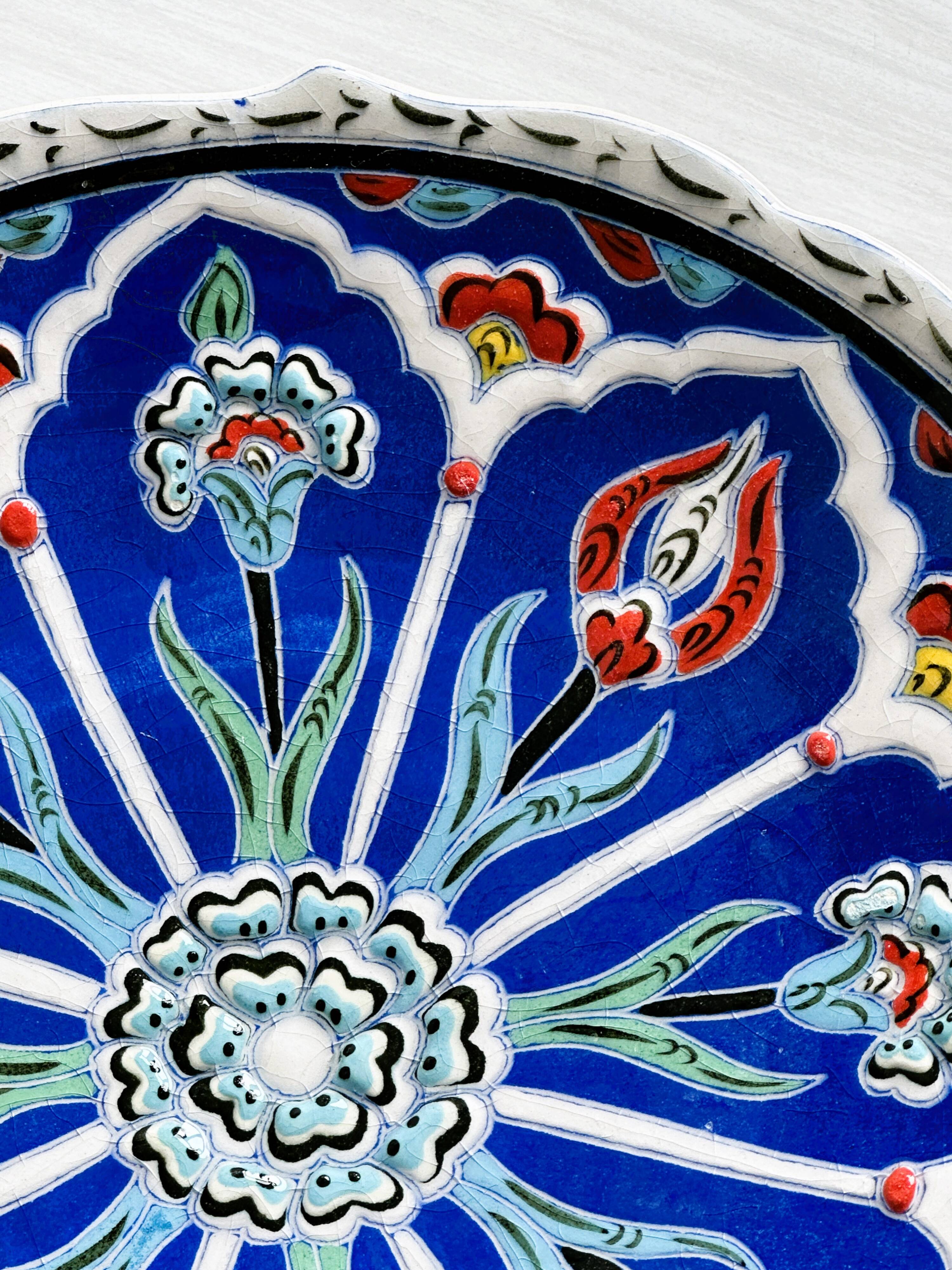 Assiette turque ancienne décor peint à la main.