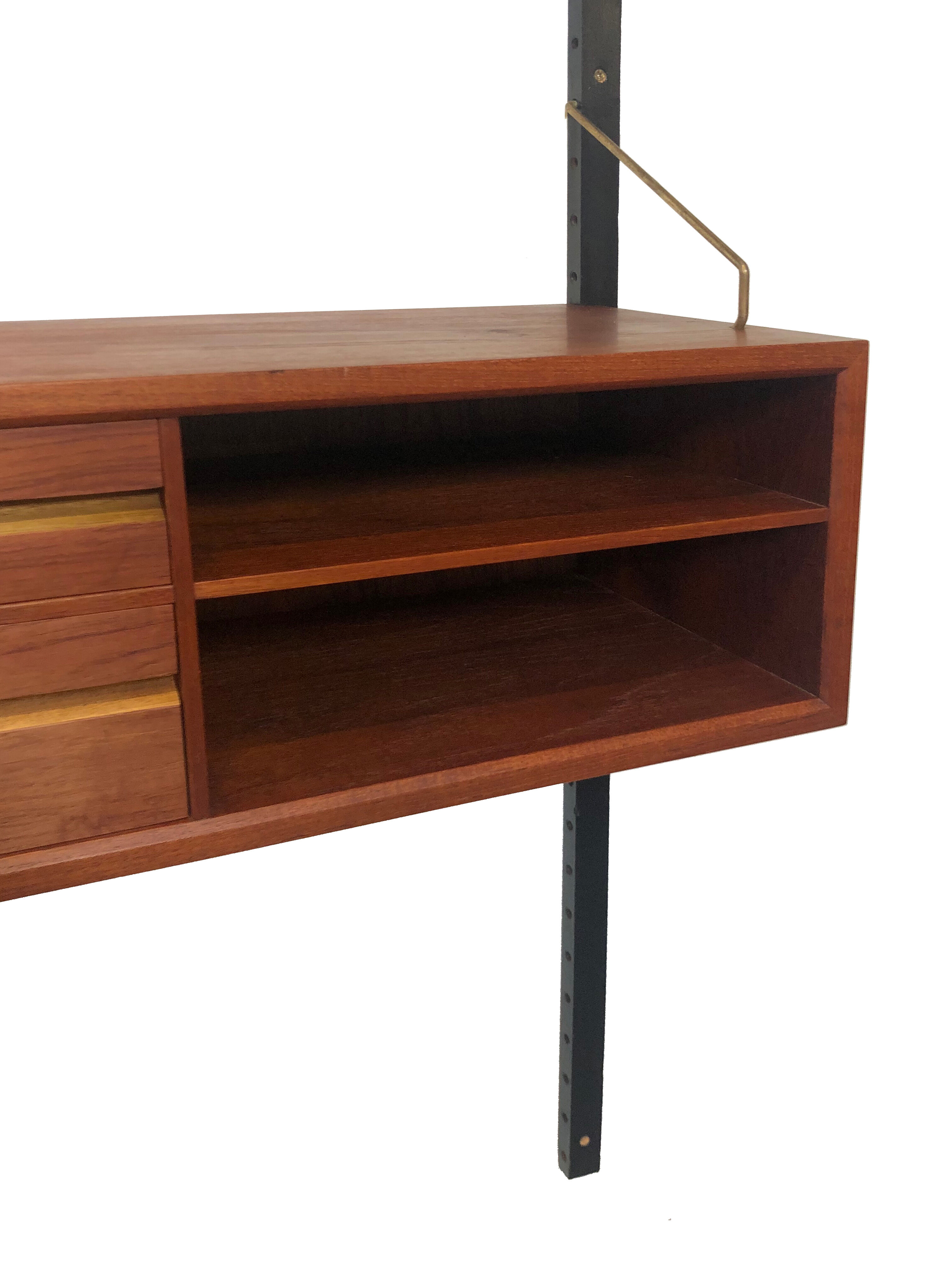 Poul Cadovius Royal System wall set