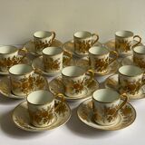 Coffee cup service in porcelain