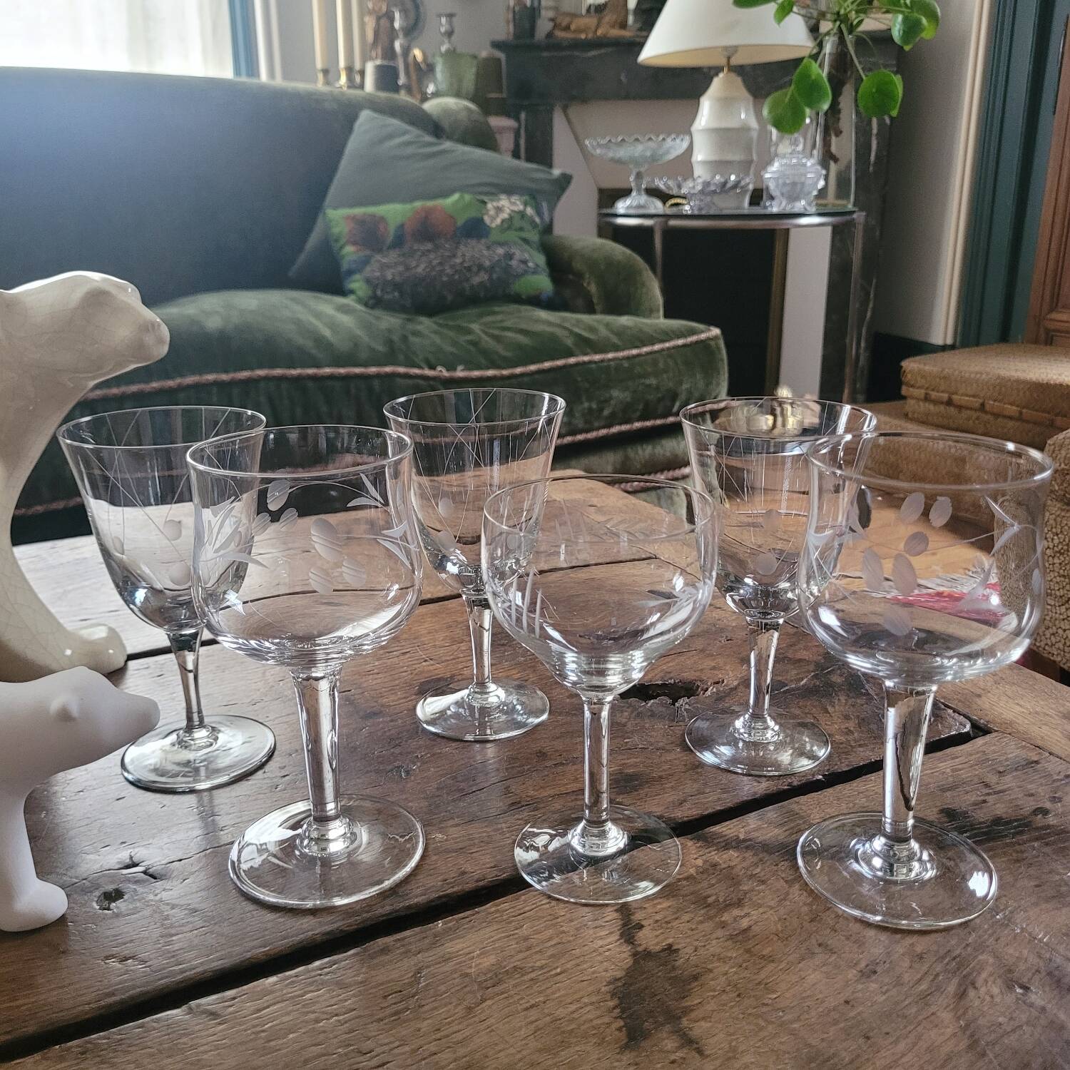 Set of 6 antique chiseled glasses – mismatched & original