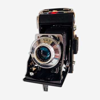 KINAX III camera with original bellows case