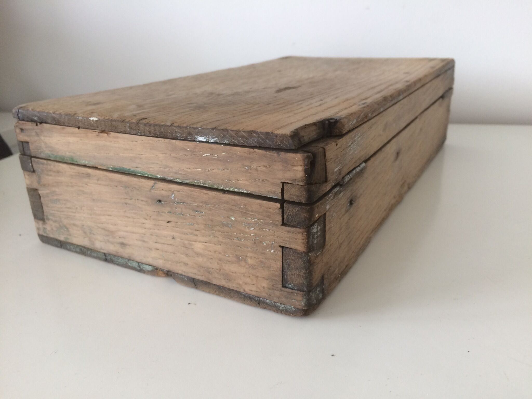 Small vintage wooden box