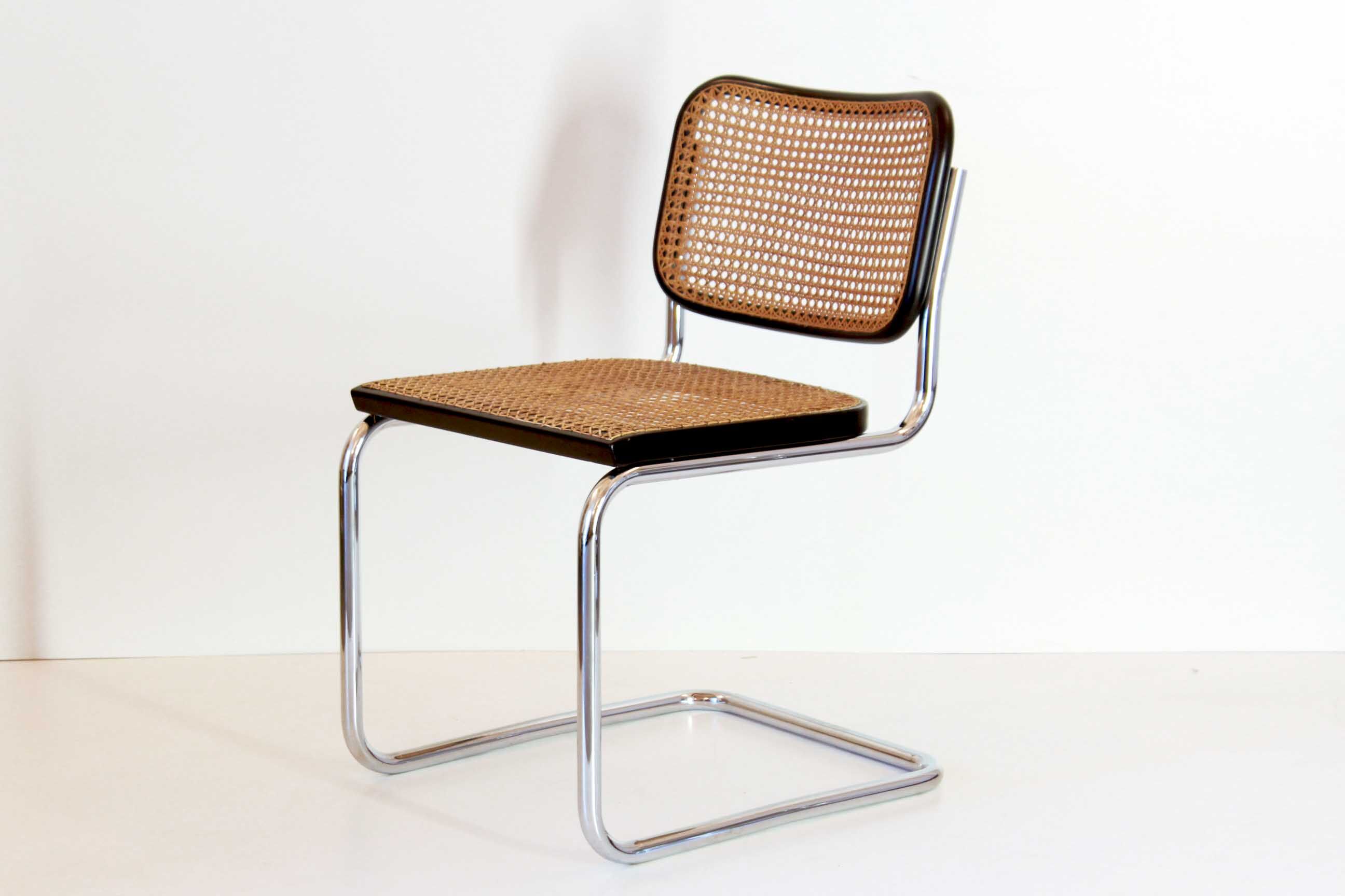 1970s d40 Cantilever Chair by Marcel Breuer for Gavina
