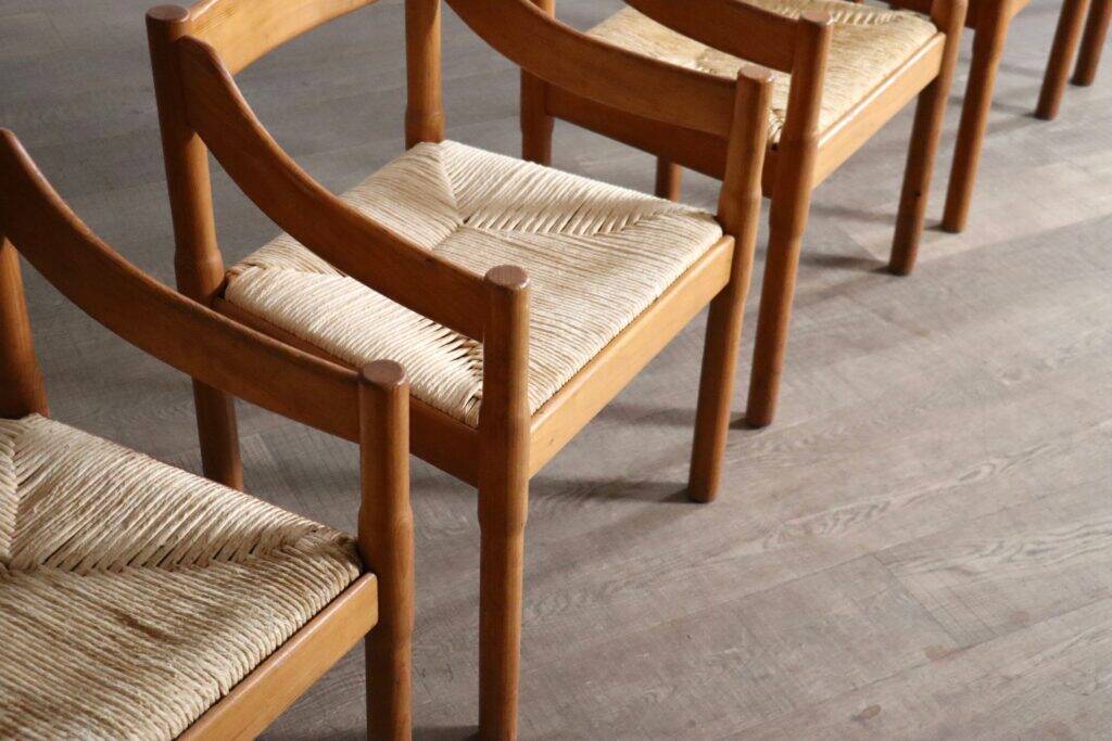 5 chaises Carimate par Vico Magistretti, Italie 1960