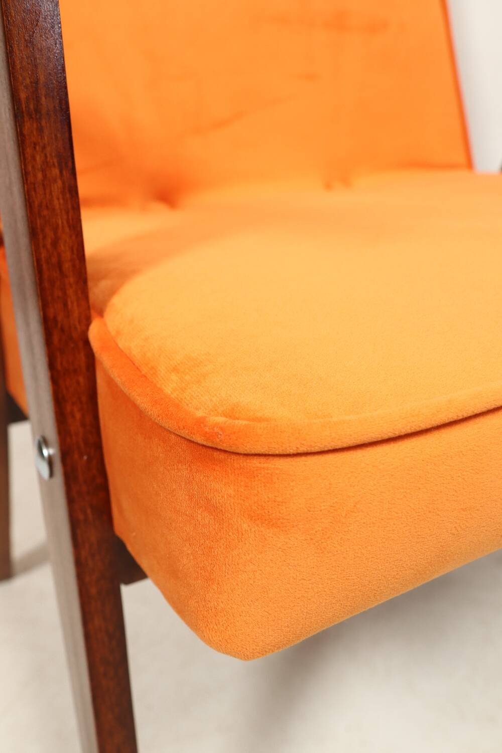 Scandinavian orange velvet armchair by Chierowski, 1962