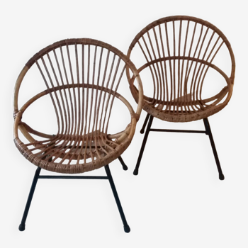 Paire de fauteuils rotin, pieds en fer