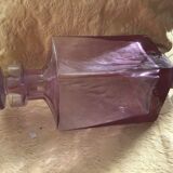 Liquor decanter with parma colored cap