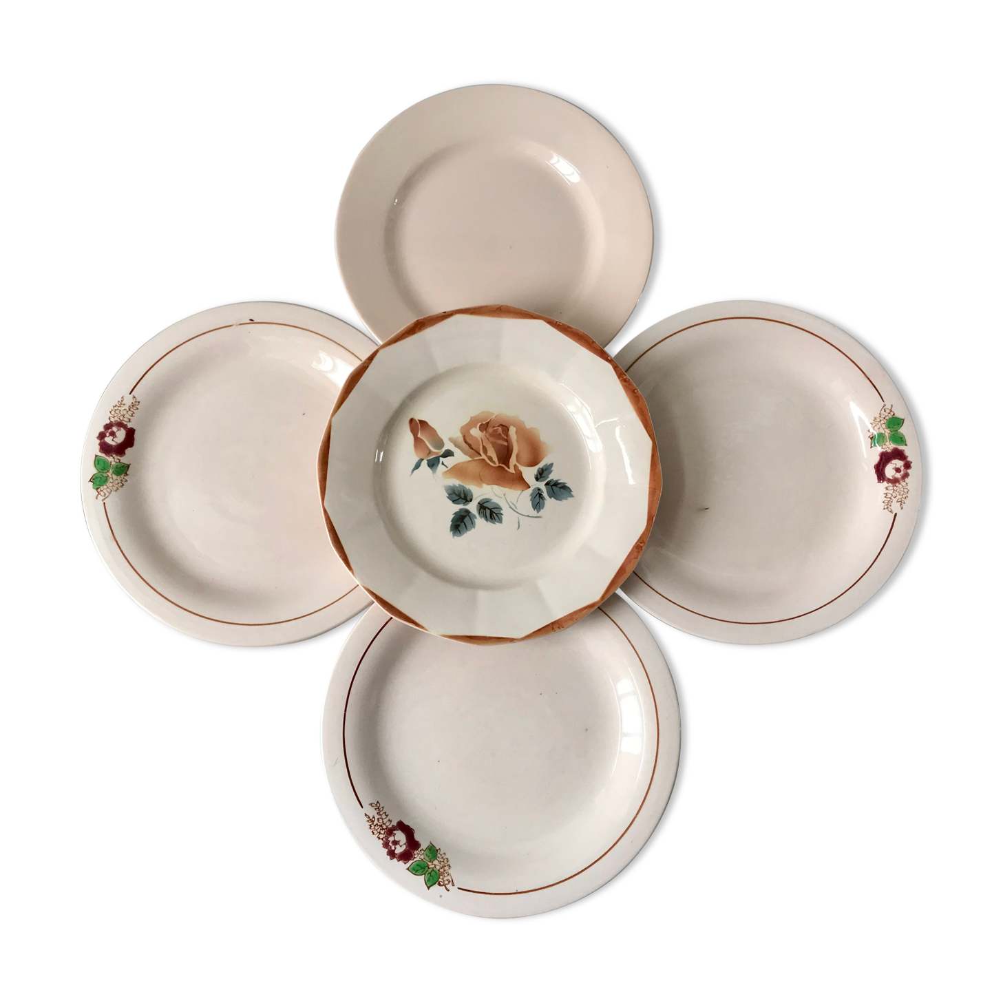 Set of 5 flat plates powder pink Digoin Sarreguemines and Longwy years 30-40