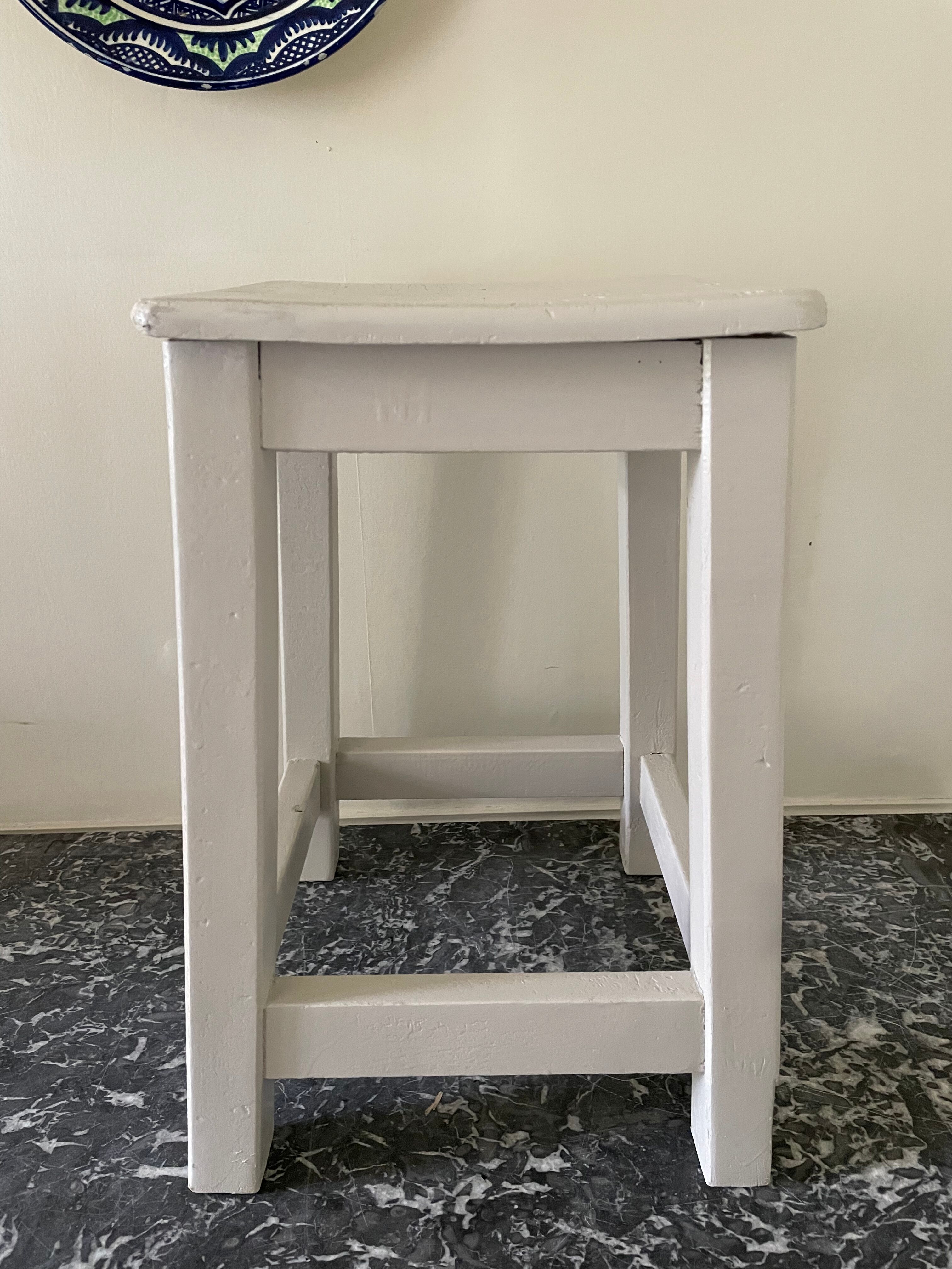 Workshop stool