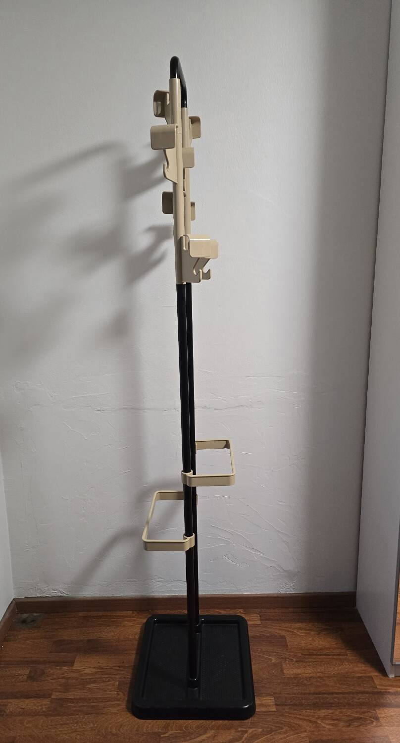 Coat rack Manade by Jean Pierre Vitrac