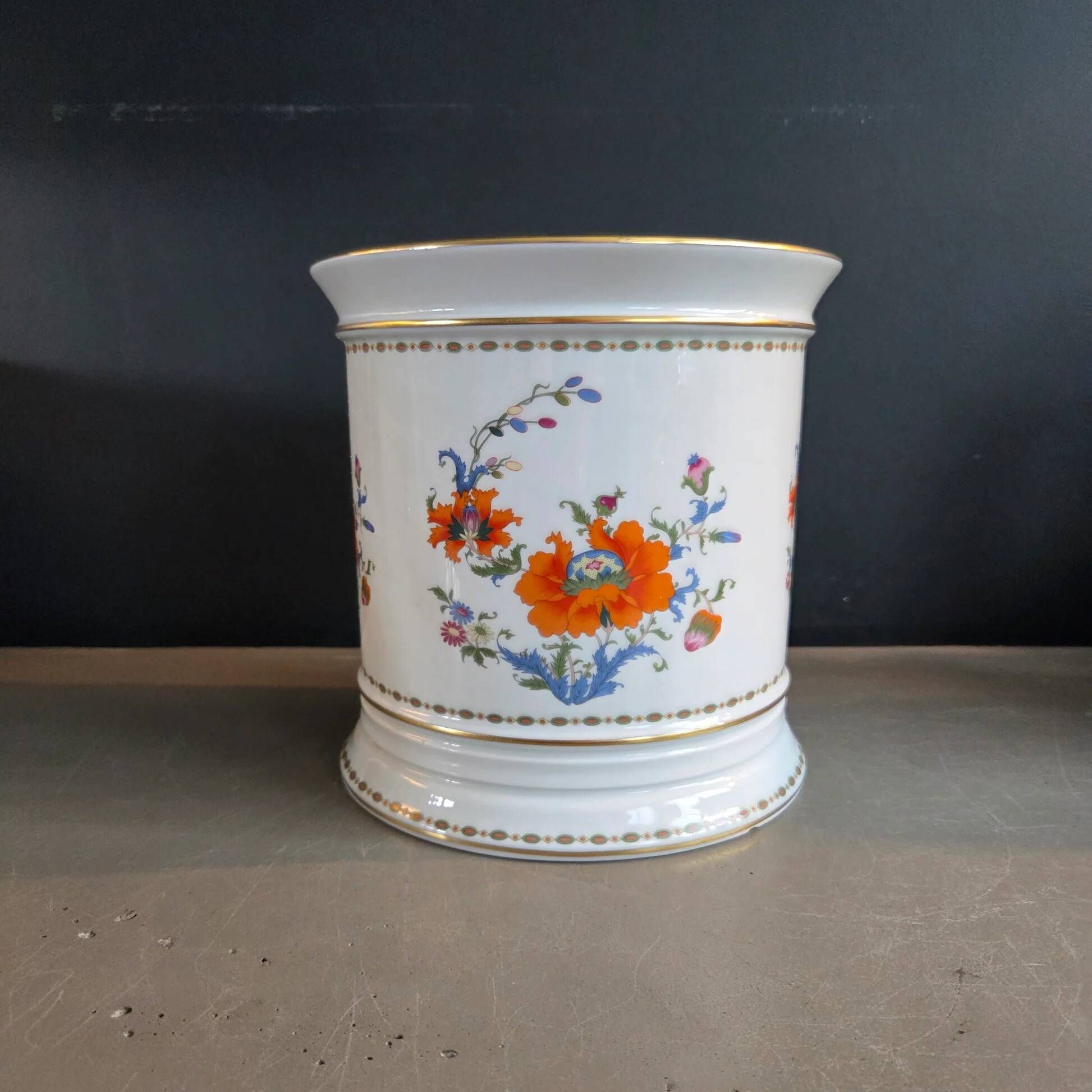 Cache-pot in Limoges porcelain – Raynaud & Cie