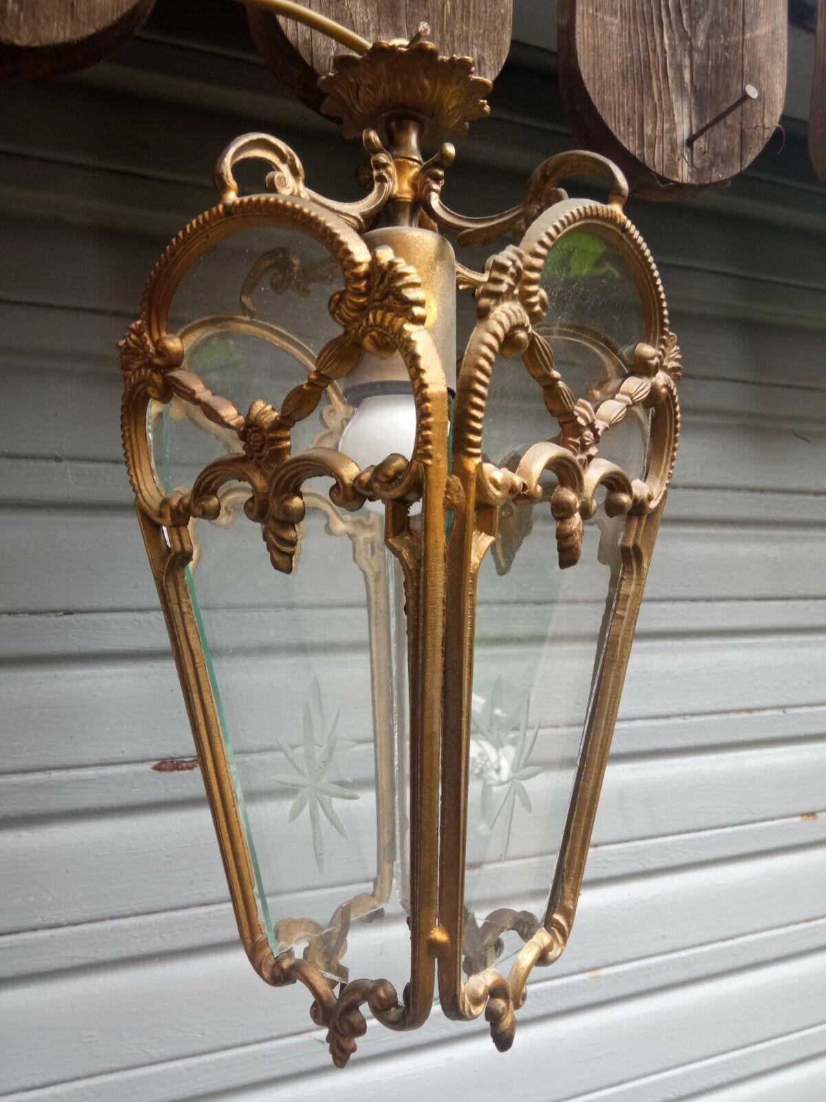 Bronze lantern of Louis XVI style working order - engraved glasses