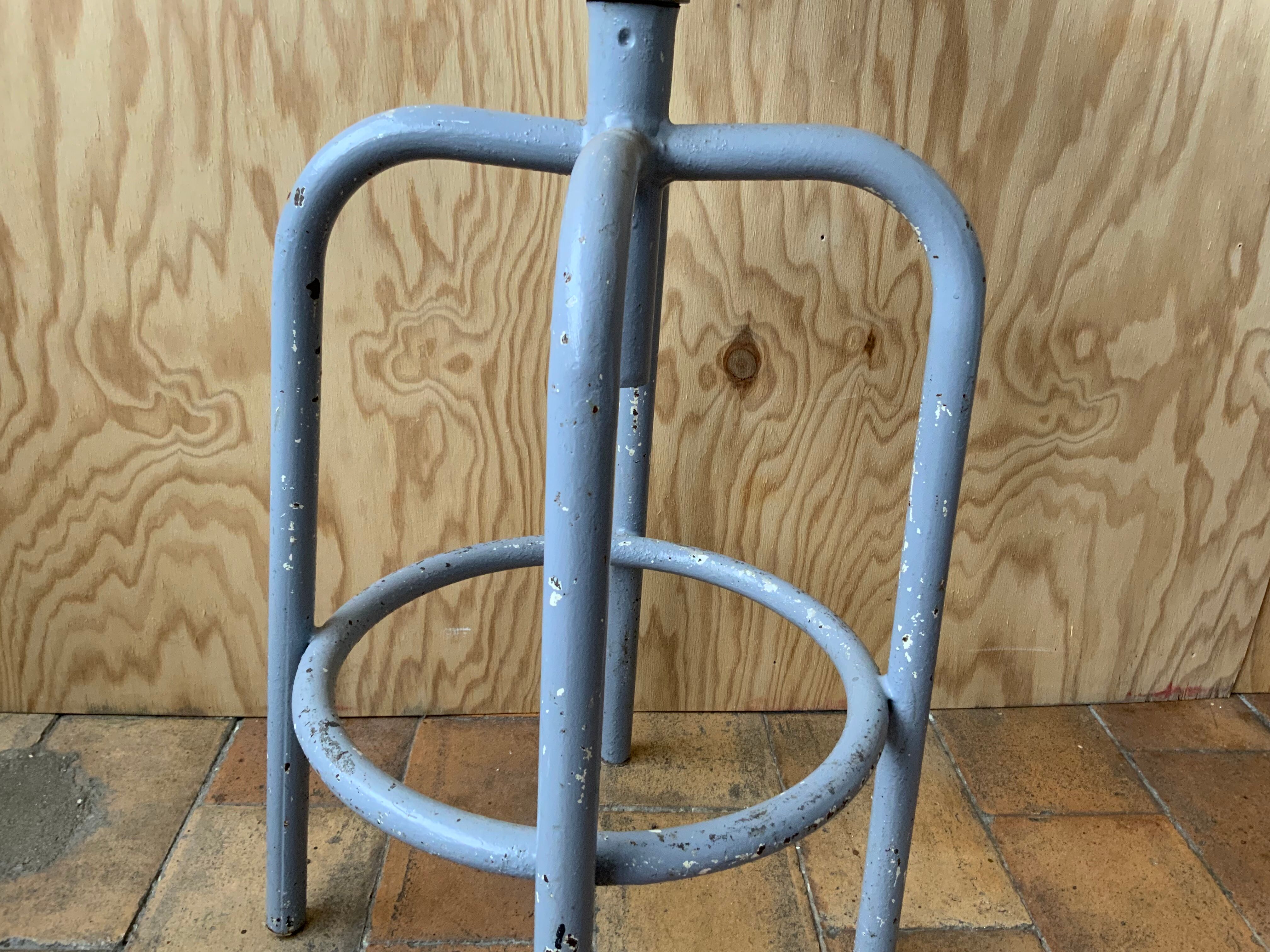 Adjustable industrial stool