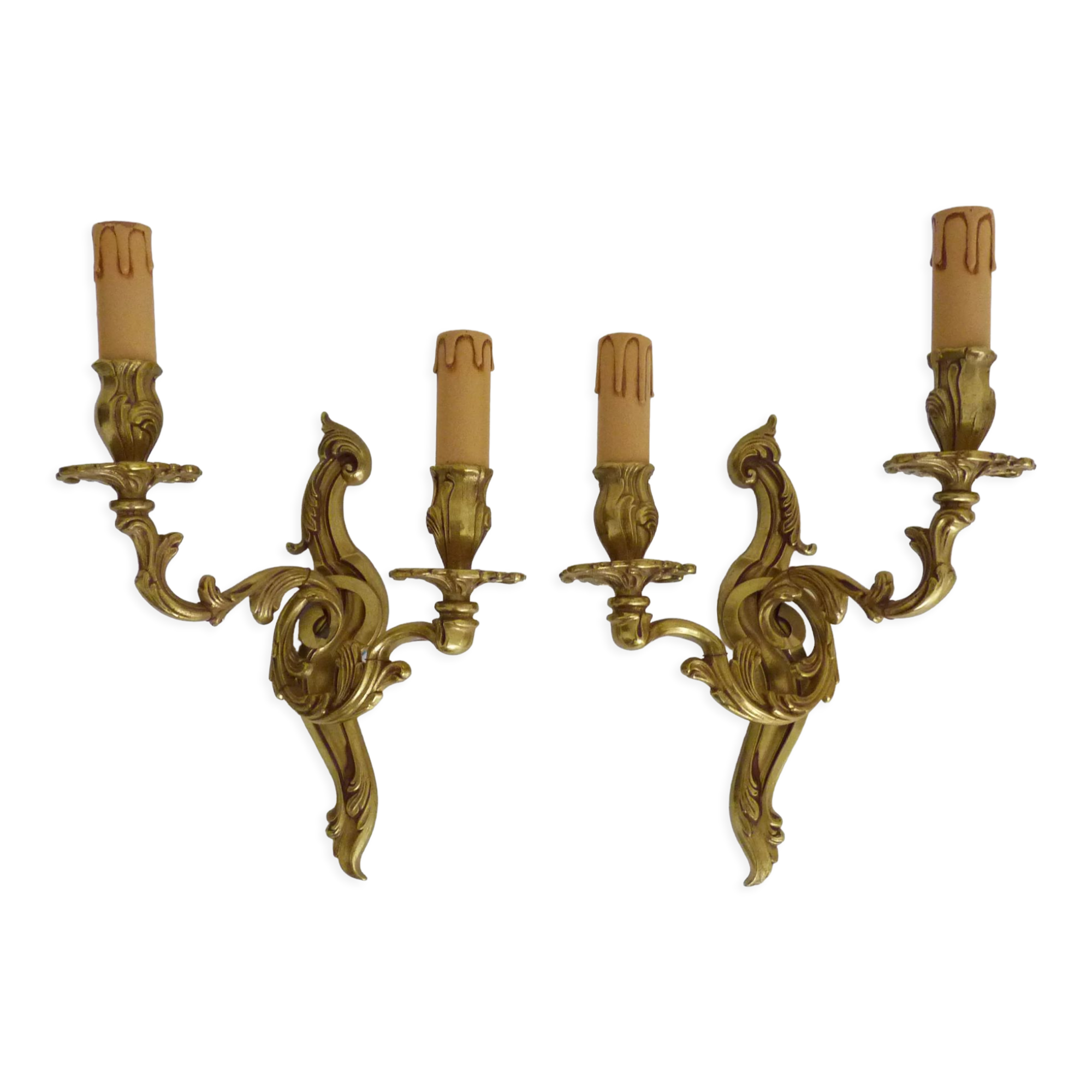 Old pair of wall sconces with double fires in bronze, 50s