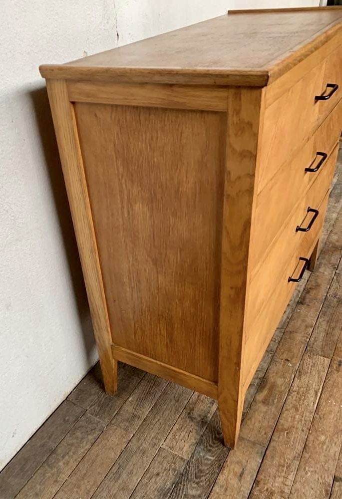 4-drawer chest of drawers in vintage light oak from the 1950s