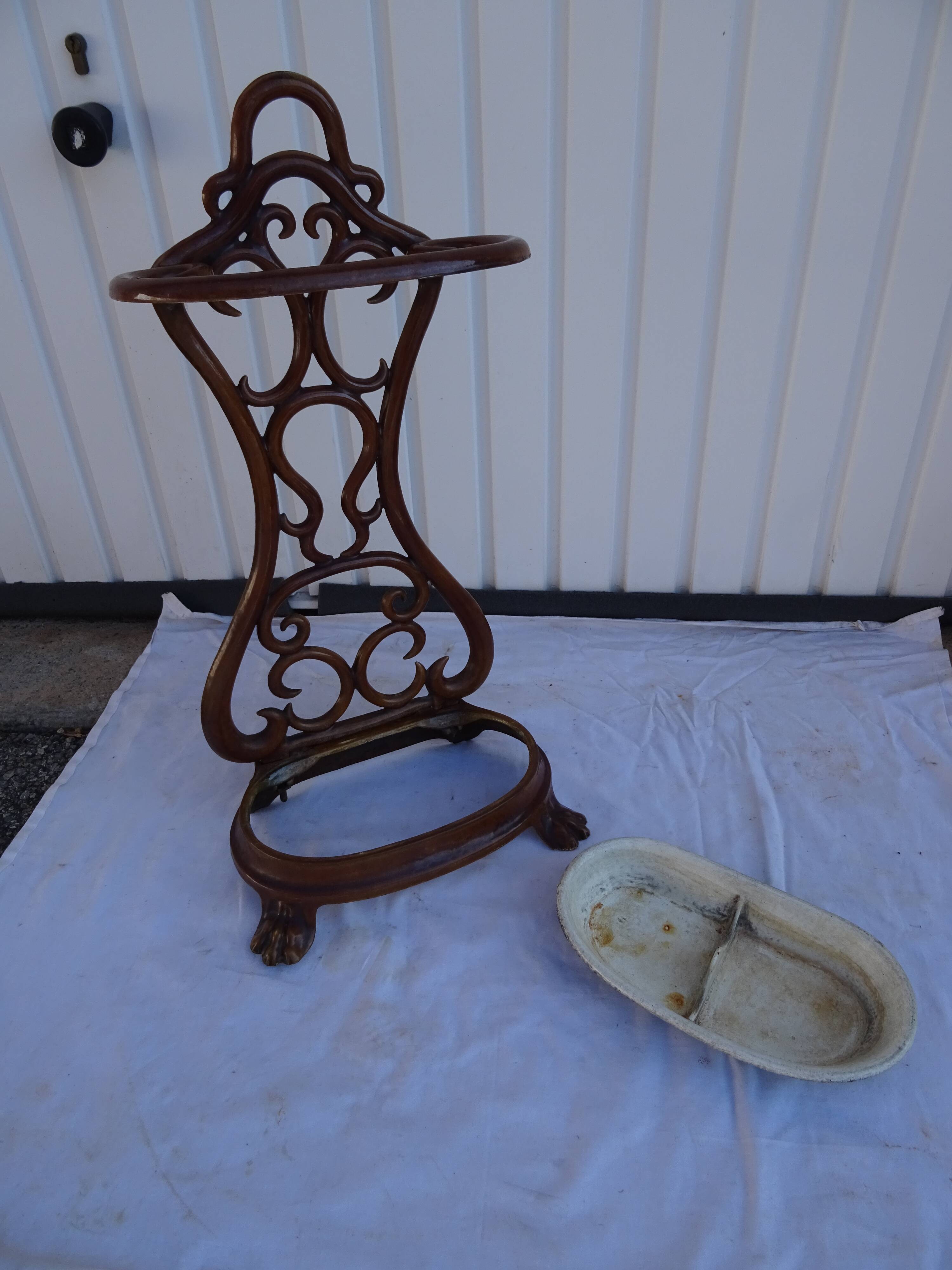Audemar Guyon bistro enameled cast iron umbrella stand in Dole Jura France