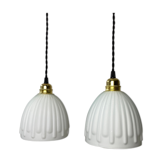 Lot 2 old suspensions in opaline vinatge