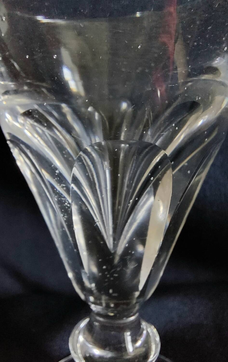 8 Art Deco bistro glasses