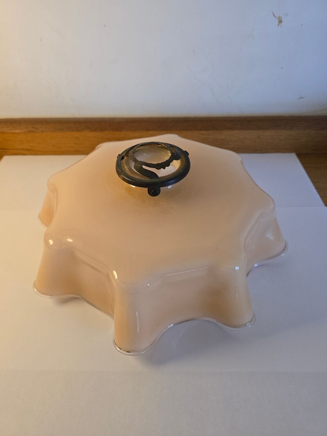 Opaline pink suspension 1960