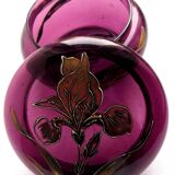 Bonbonnière art nouveau verre violet émaillé Legras iris à l'or fin